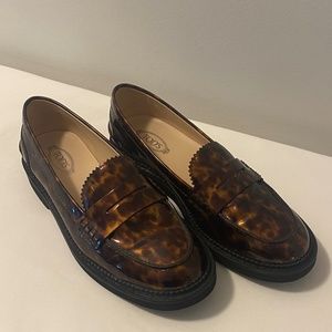 TOD’S Loafers, Brown Tortoiseshell, Patent Leather, Made in Italy,  sz 37.5